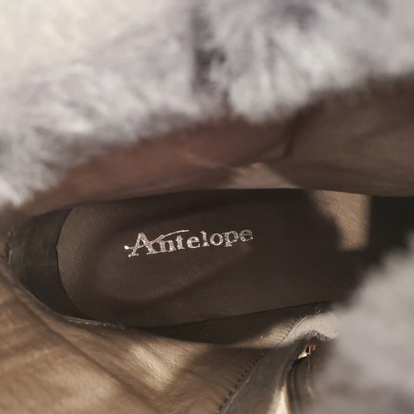 NEW Antelope Fur Trim Ankle Boot Taupe Gray - Picture 9 of 11